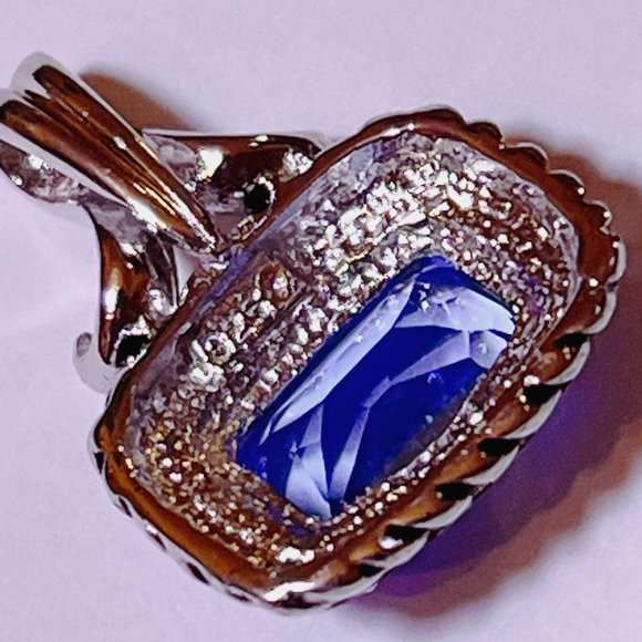 NEW Blue Cushion Cut GEMSTONE Silver Pendant - 925 SILVER - Picture 7 of 8